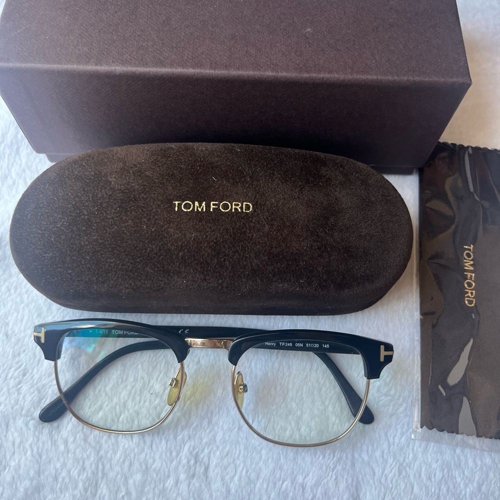 Tom Ford Sunglasses (PRICE FIRM❤️)